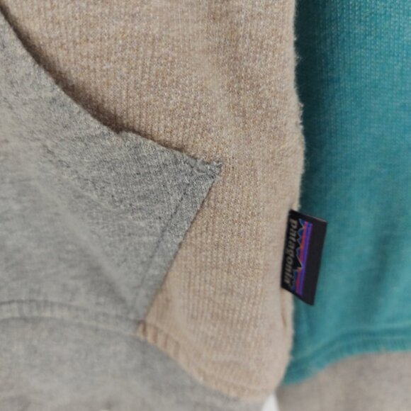 Patagonia Women's Board Short Label Lightweight Full-Zip Hoody Size XS - Picture 3 of 9